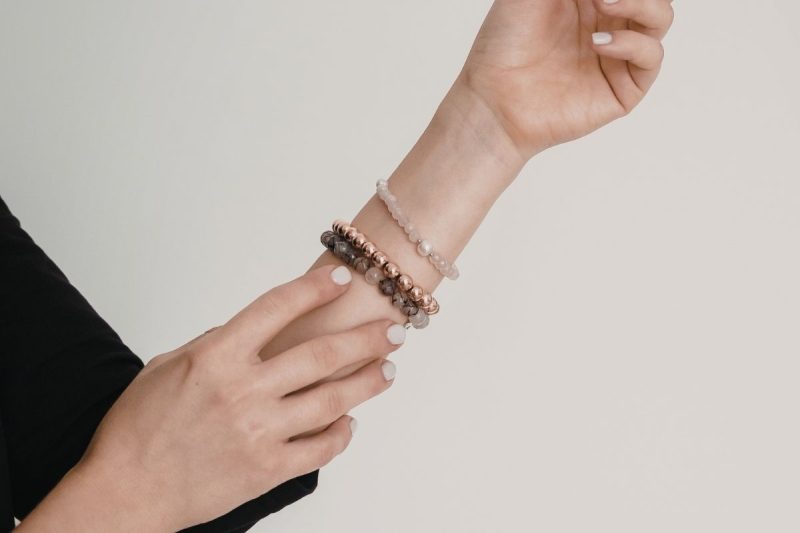 bratari cu pietre naturale