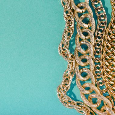 Cât de ușor se zgârie aurul de 24K comparativ cu cel de 14K?